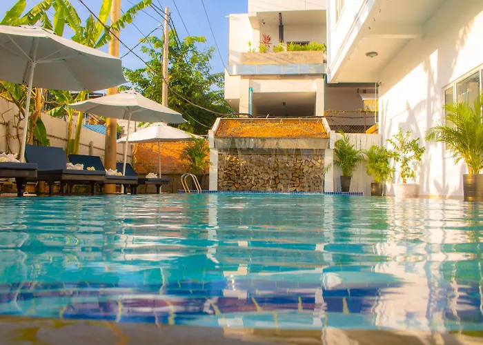 The Blanc 3*