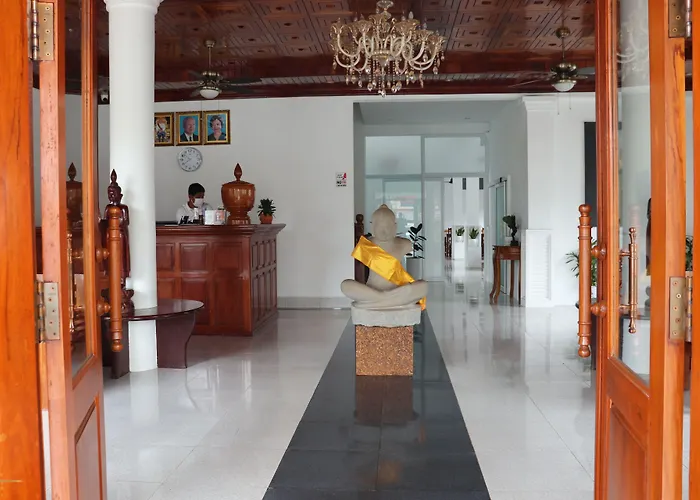 Hotel The Blanc 3*
