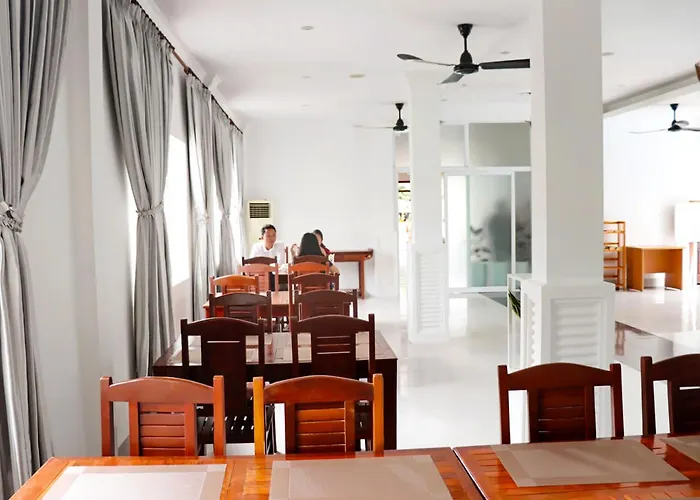 The Blanc Hotel 3*